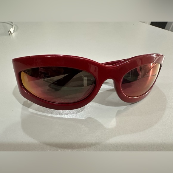 Bottega Veneta sunglasses - Picture 5 of 10